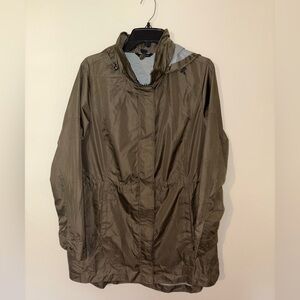 Lands End Rain Jacket Size Women’s Large NWOT